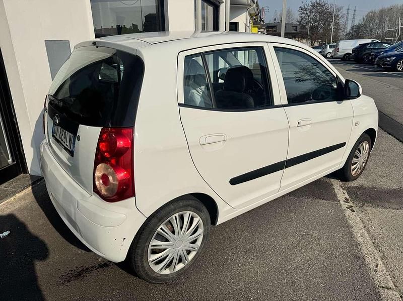 Usata Kia Picanto 60 CV (44 kW) 2009 Bianco Utilitaria