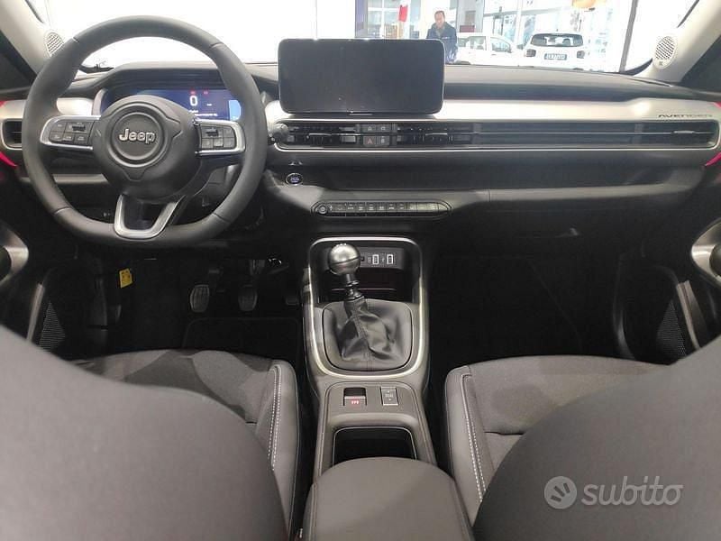 Usata Jeep Avenger Summit 100 CV (73 kW) 2024 Bianco SUV