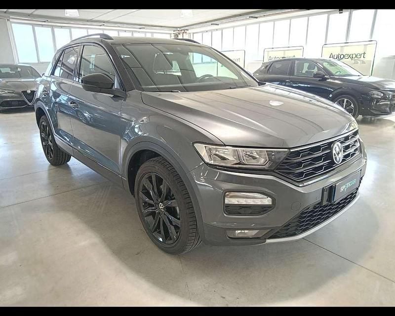 Usata VW T-Roc Style 110 CV (80 kW) 2022 Grigio platino SUV