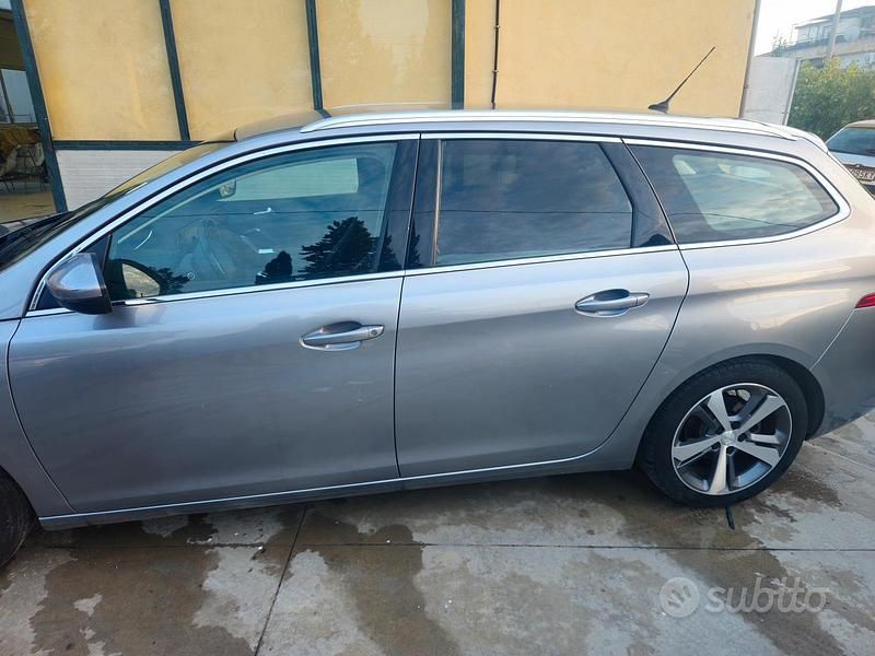 Usata Peugeot 308 2018 Grigio Station wagon