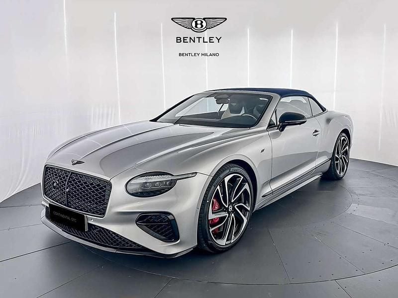 Nuova Bentley Continental 680 CV (500 kW) 2026 Grigio Cabrio