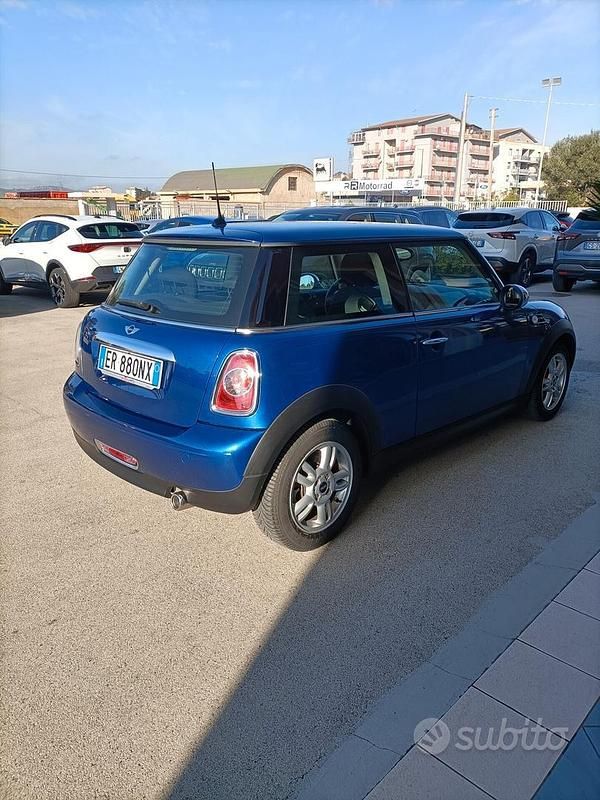 Usata Mini One D 90 CV (66 kW) 2013 Blu Utilitaria