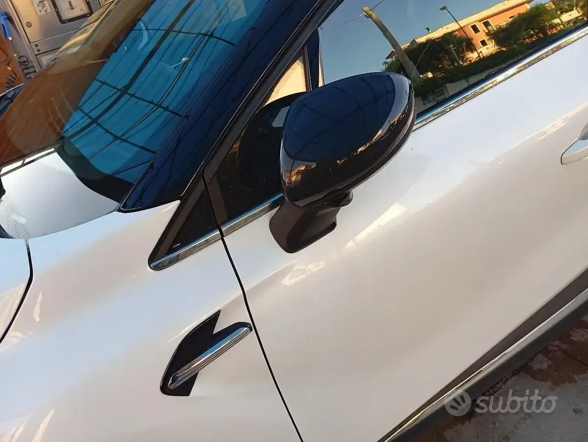 Usata Renault Captur 101 CV (74 kW) 2021 Bianco SUV