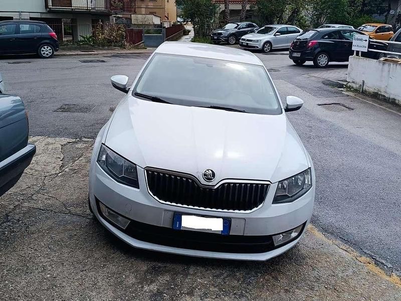 Usata Skoda Octavia G-TEC Ambition 110 CV (80 kW) 2016 Bianco Berlina