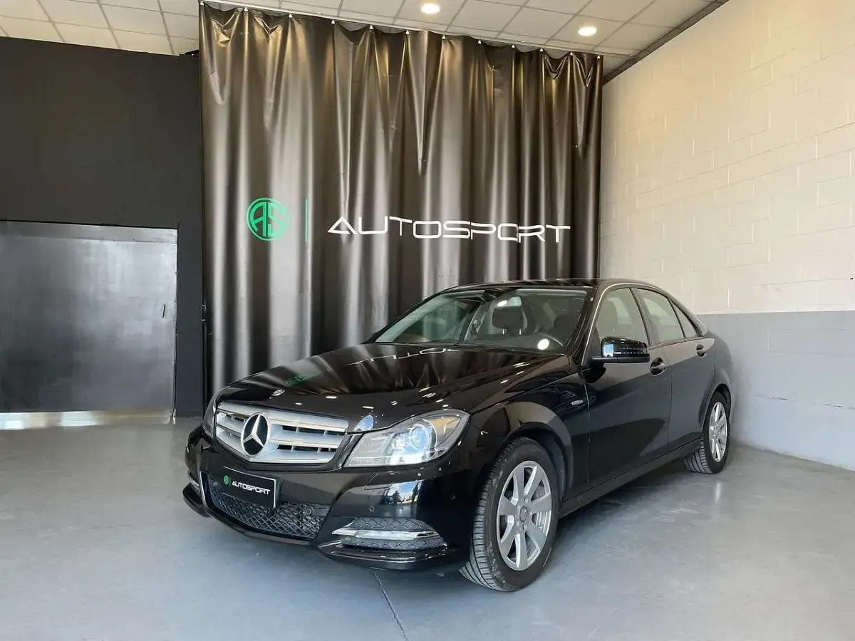 Occasion Mercedes C200 Classic 136 ch (100 kW) 2011 Noir Berline