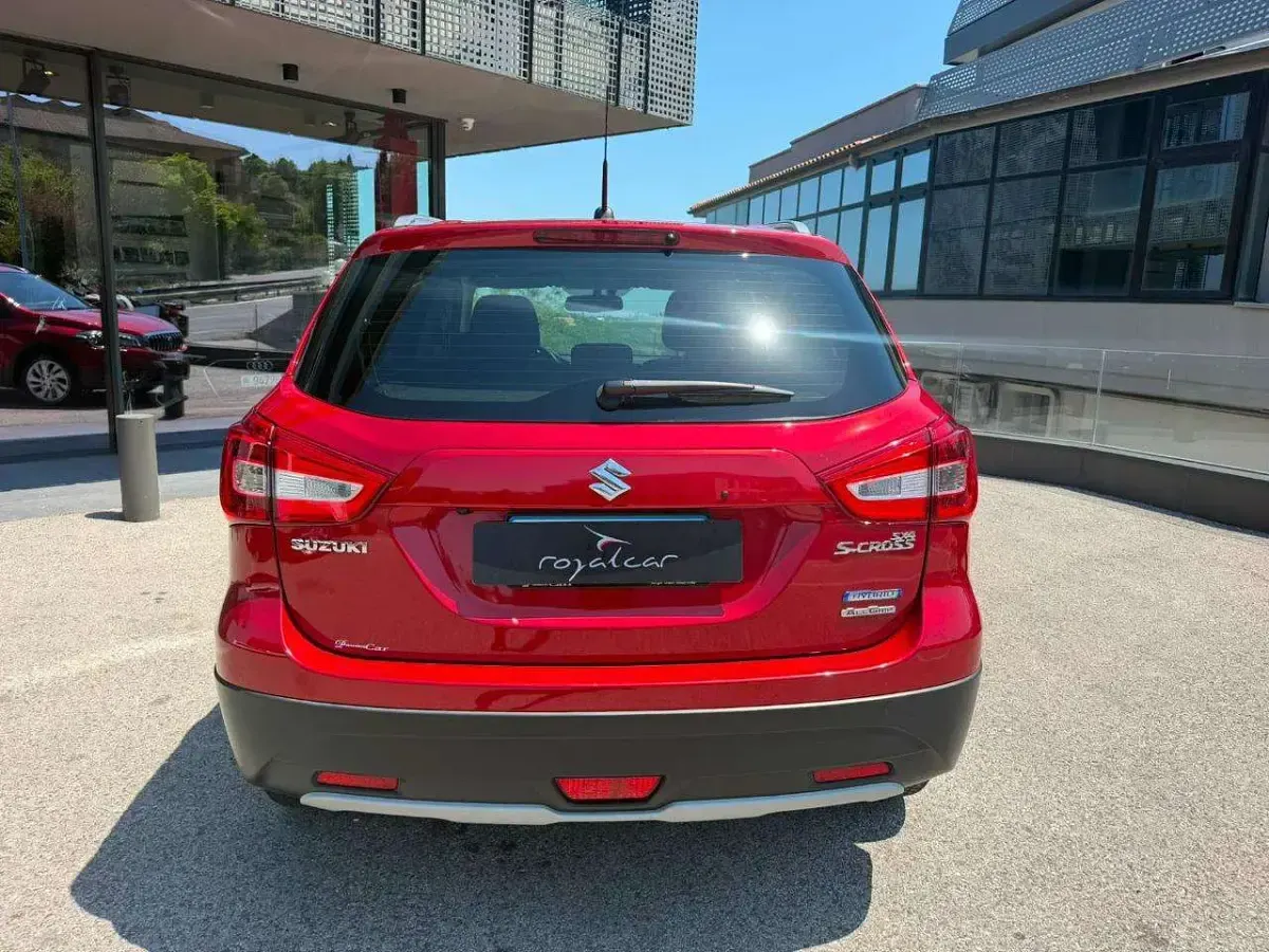 Usata Suzuki SX4 S-Cross 129 CV (94 kW) 2021 Rosso SUV