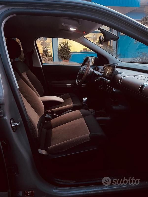 Usata Citroën C4 Cactus Shine 99 CV (72 kW) 2017 Marrone Utilitaria