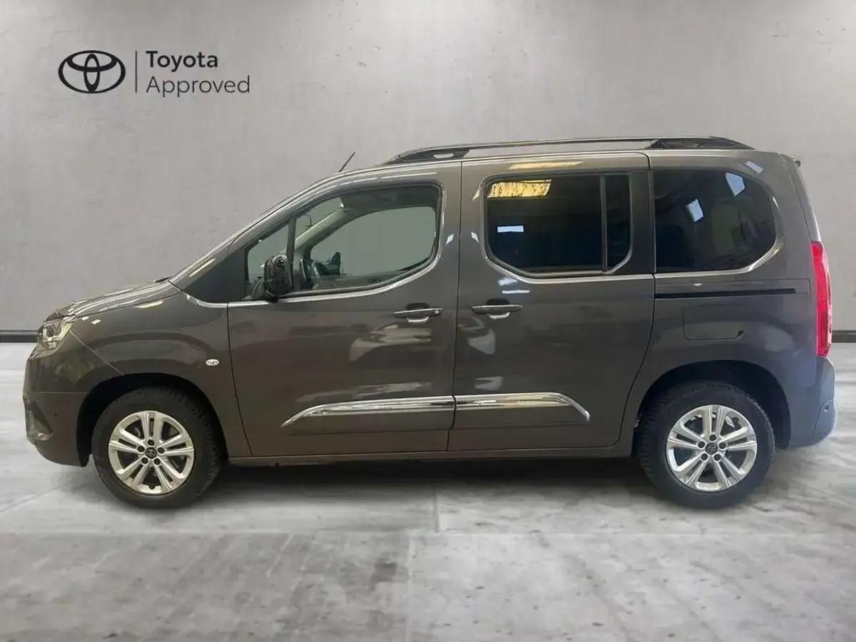 Usata Toyota Proace Executive 131 CV (96 kW) 2023 B*** Monovolume