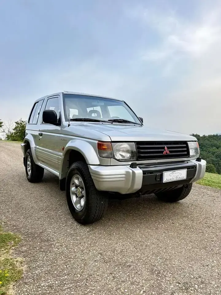 Usata Mitsubishi Pajero Select 99 CV (72 kW) 1992 Grigio SUV