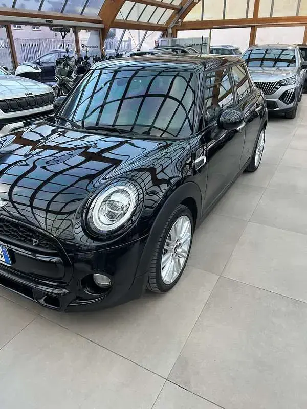 Usata Mini One D Business 95 CV (69 kW) 2016 Utilitaria