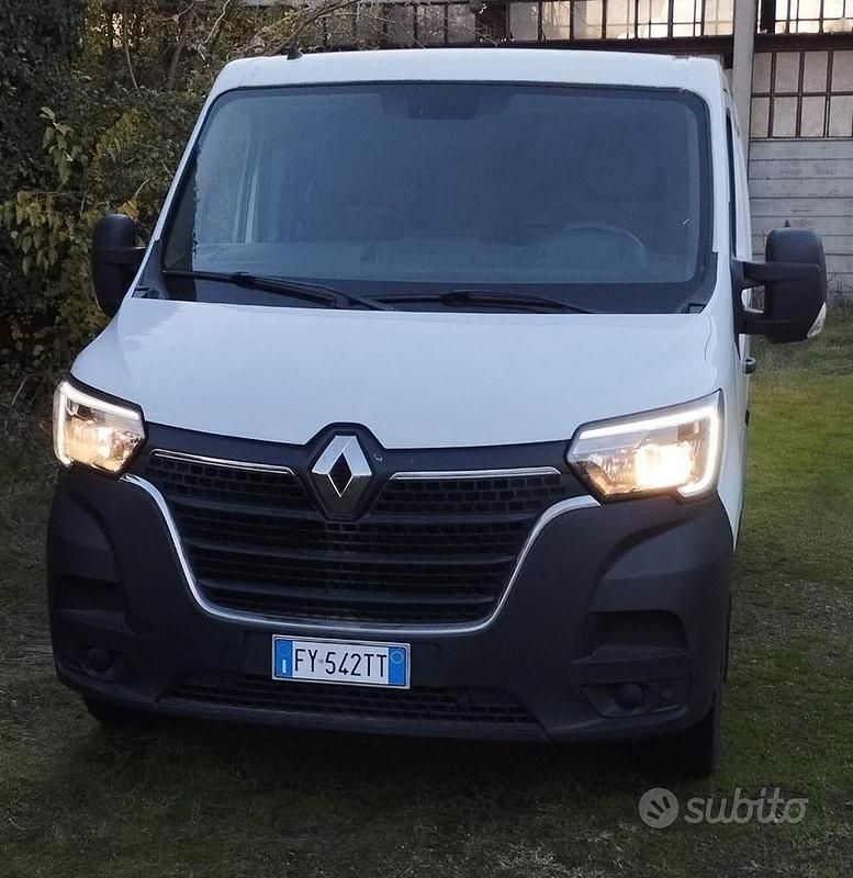 Usata Renault Master T28 135 CV (99 kW) 2020 Bianco Monovolume