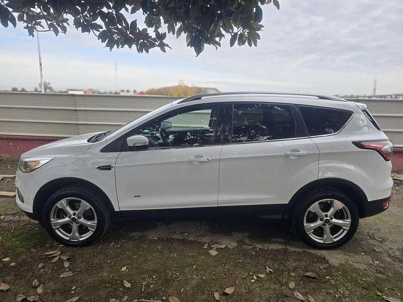 Usata Ford Kuga 150 CV (110 kW) 2017 Bianco SUV