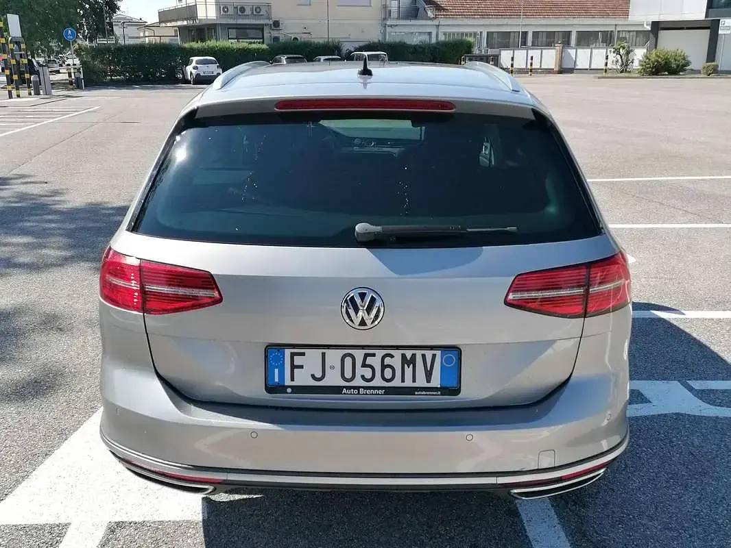 Usata VW Passat Alltrack 190 CV (139 kW) 2017 Argento Station wagon