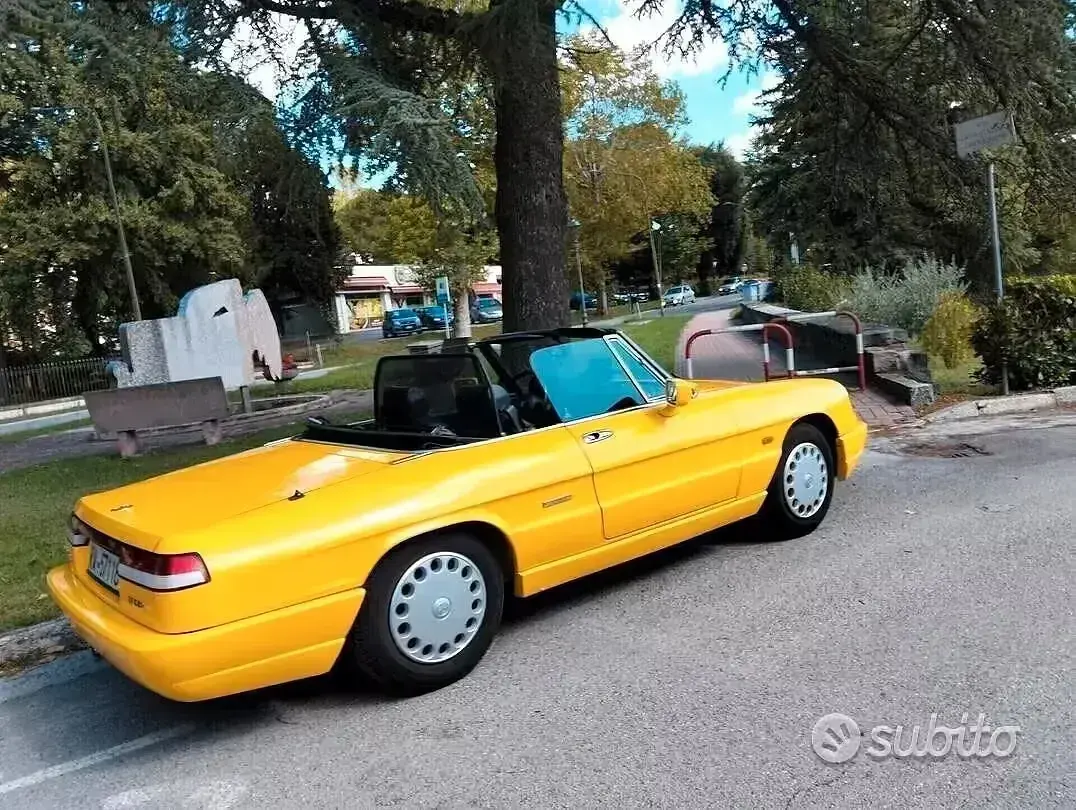 Usata Alfa Romeo Spider 109 CV (80 kW) 1992 Cabrio