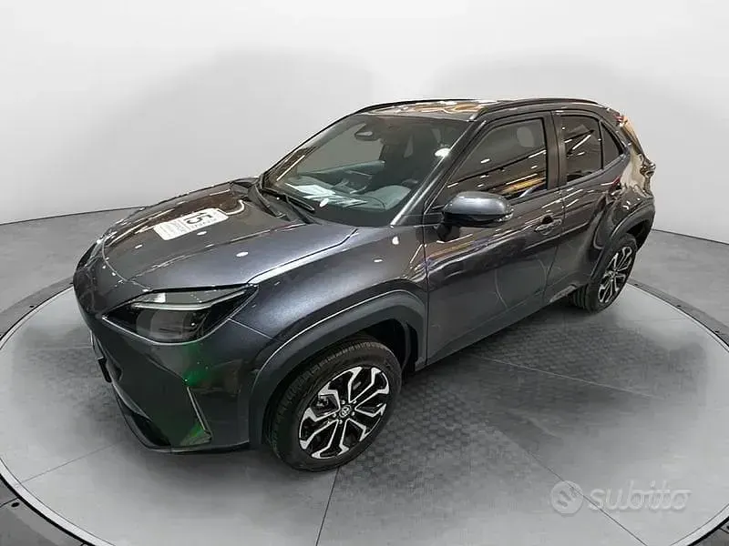 Nuova Toyota Yaris Cross Trend 115 CV (84 kW) 2026 Grigio SUV