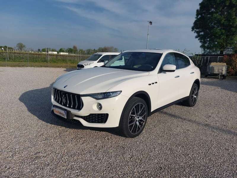 Usato 2016 Maserati Levante 3.0 Diesel 275 CV (47.900 €)