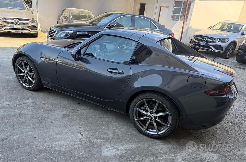 Usata Mazda MX5 Inclusive 184 CV (135 kW) 2022 Grigio Cabrio
