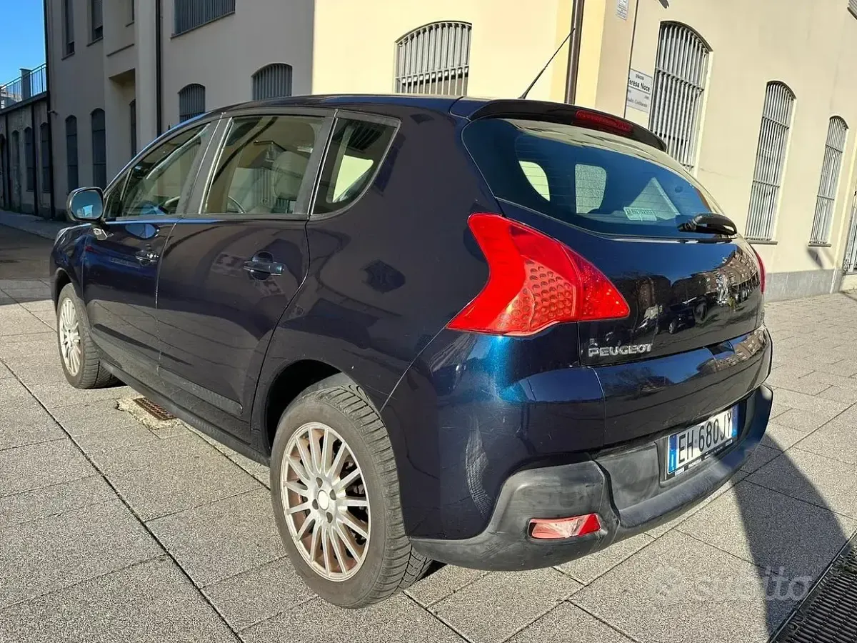 Usata Peugeot 3008 112 CV (82 kW) 2011 Bluazzurro Station wagon