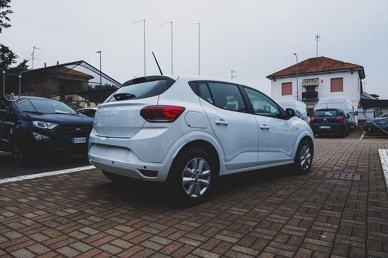 Usata Dacia Sandero Expression 91 CV (66 kW) 2024 Bianco Utilitaria