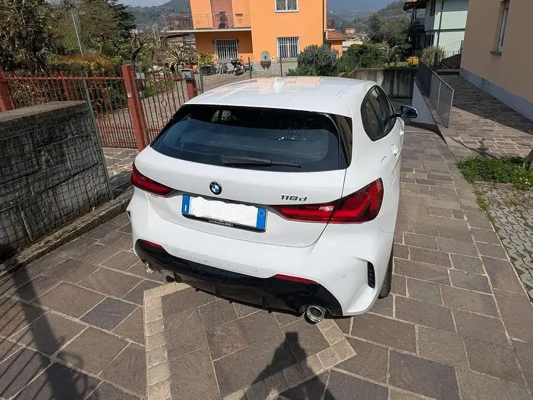 Usata BMW 118 M Sport 150 CV (110 kW) 2020 Bianco Utilitaria
