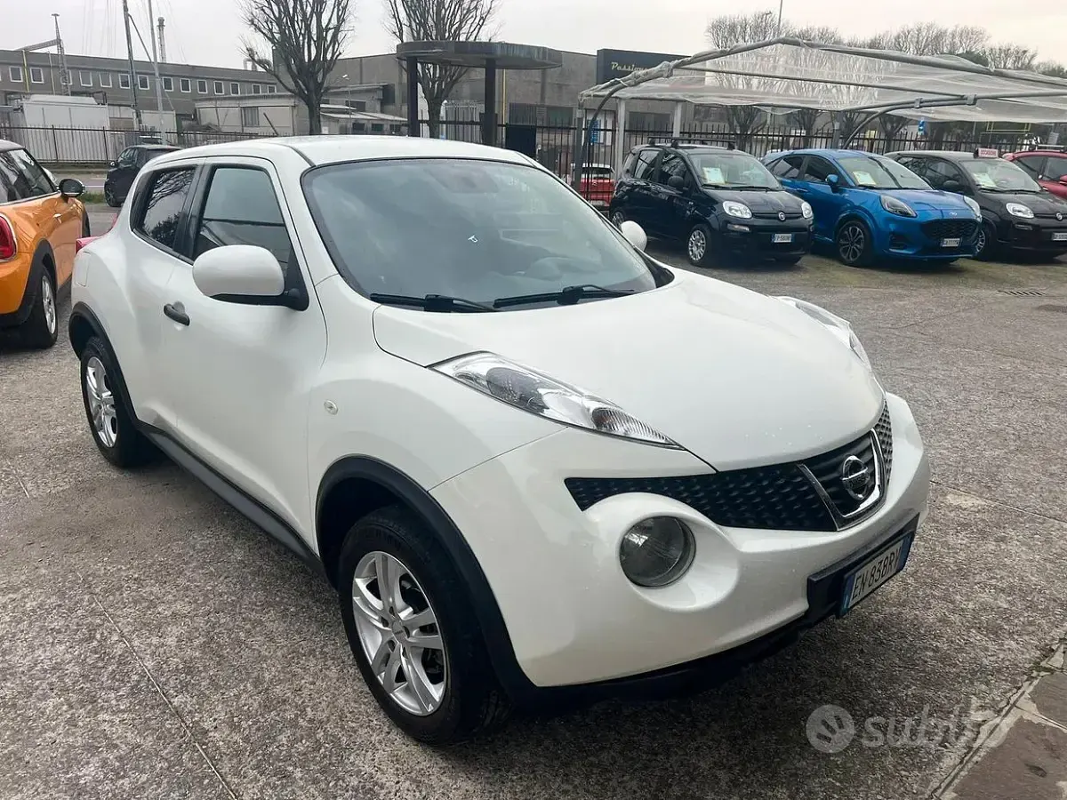 Usata Nissan Juke Acenta 117 CV (86 kW) 2012 Bianco SUV