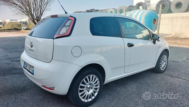 Usata Fiat Grande Punto 2014 Utilitaria