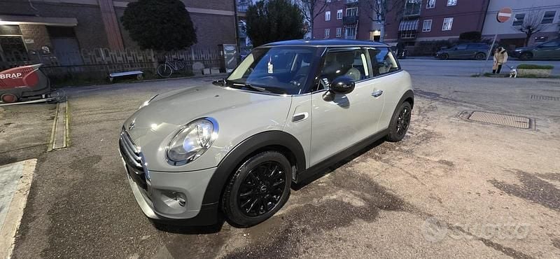 Usata Mini Cooper Hype 136 CV (100 kW) 2018 Grigio Utilitaria