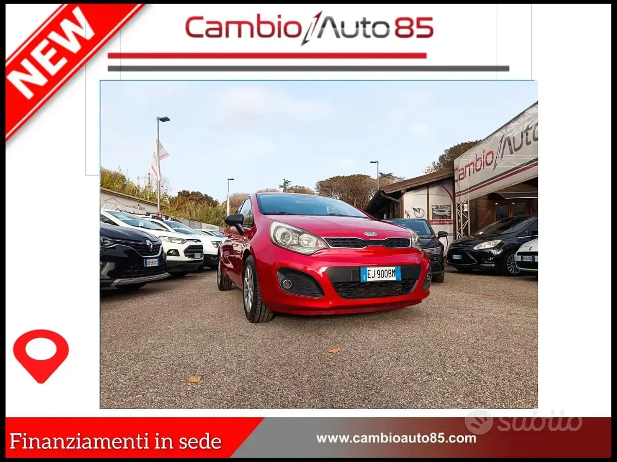 Usata Kia Rio EX 85 CV (62 kW) 2011 Rosso Berlina