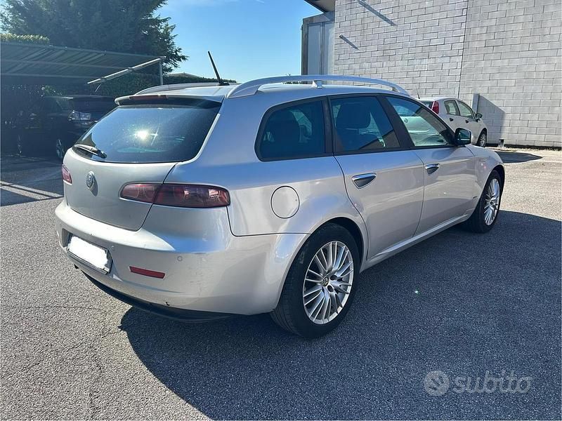 Usata 2006 Alfa Romeo 159 Station wagon – Veneto (Privato) – 1300 ...