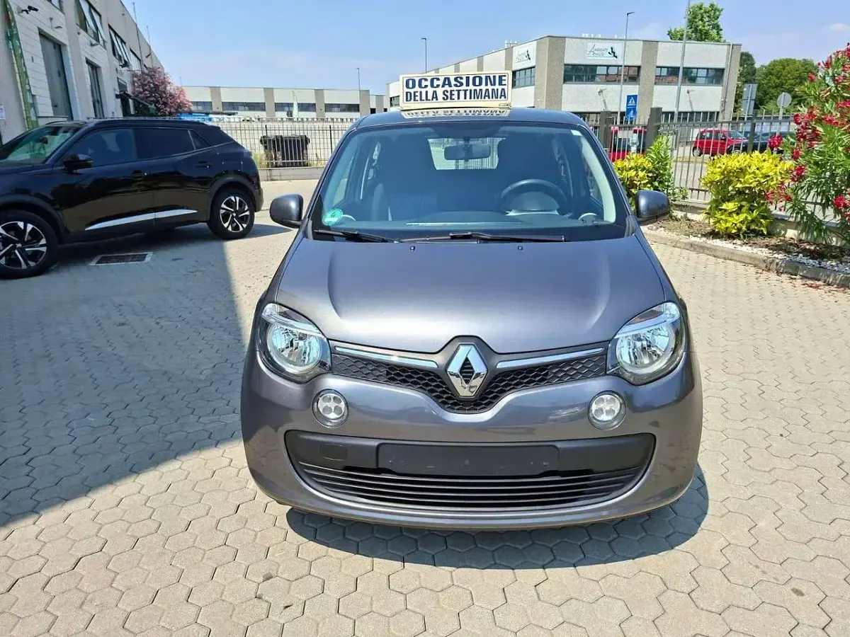Usata Renault Twingo SE 71 CV (52 kW) 2018 Grigio Utilitaria