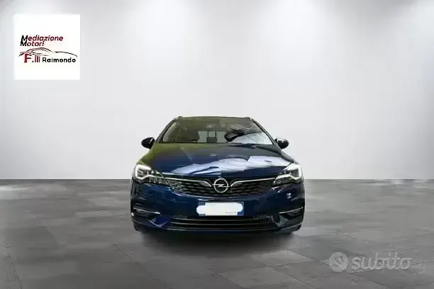 Usata Opel Astra Elegance 131 CV (96 kW) 2020 Blu Station wagon