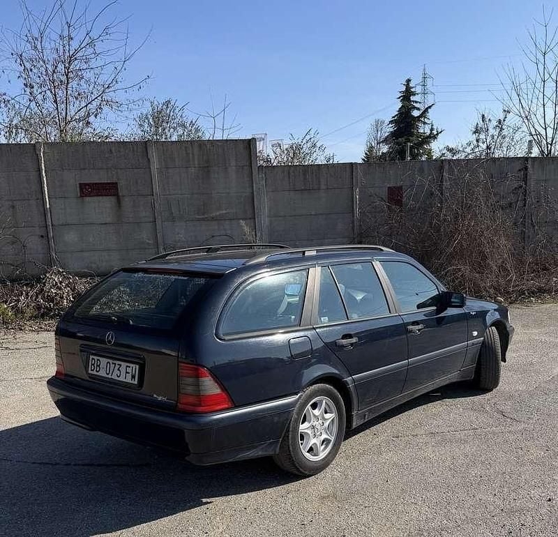 Usata Mercedes C180 Classic 122 CV (89 kW) 1998 Station wagon