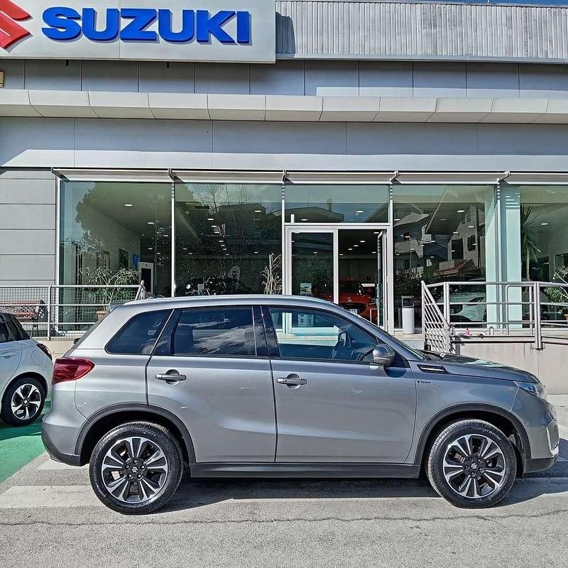 Usata Suzuki Vitara 129 CV (94 kW) 2021 Grigio SUV