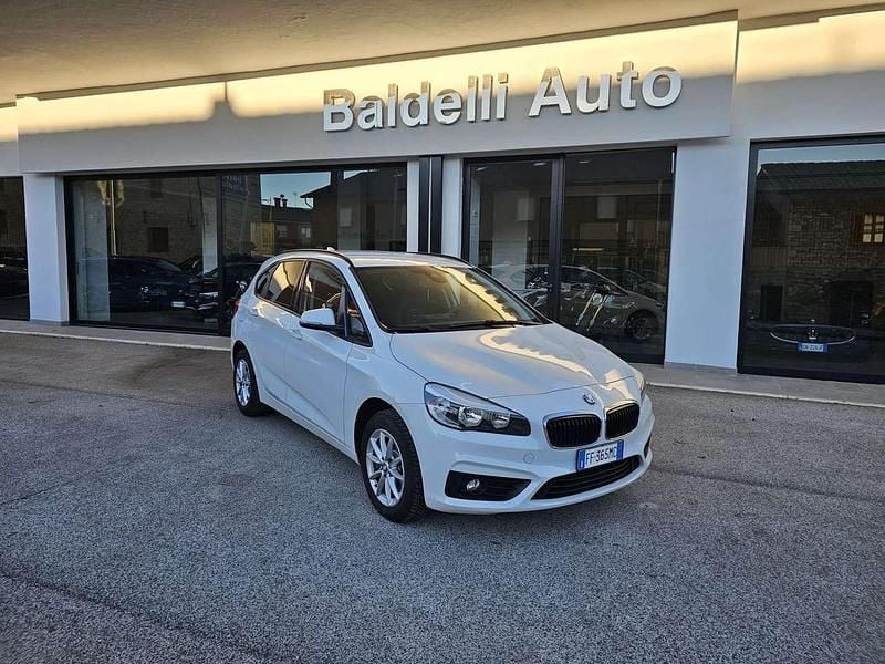 Bianco pastello Usata 2016 BMW 216 Active Tourer Sport Line Monovolume | 11.200 € (Buon prezzo) - Immagine 1/4