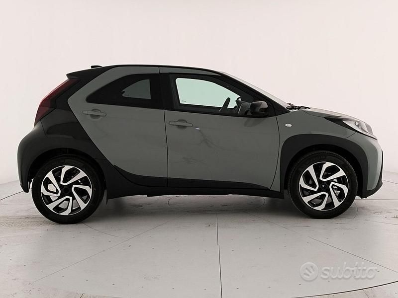 Nuova Toyota Aygo X Trend 72 CV (52 kW) 2025 Nero SUV