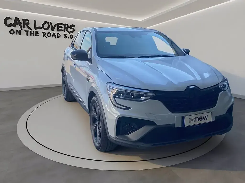 Usata Renault Arkana Engineered 145 CV (106 kW) 2023 Qxd bianco perla SUV