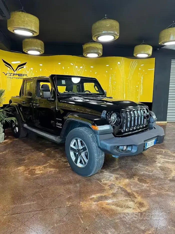 Usata Jeep Wrangler Sahara 200 CV (147 kW) 2020 Nero SUV