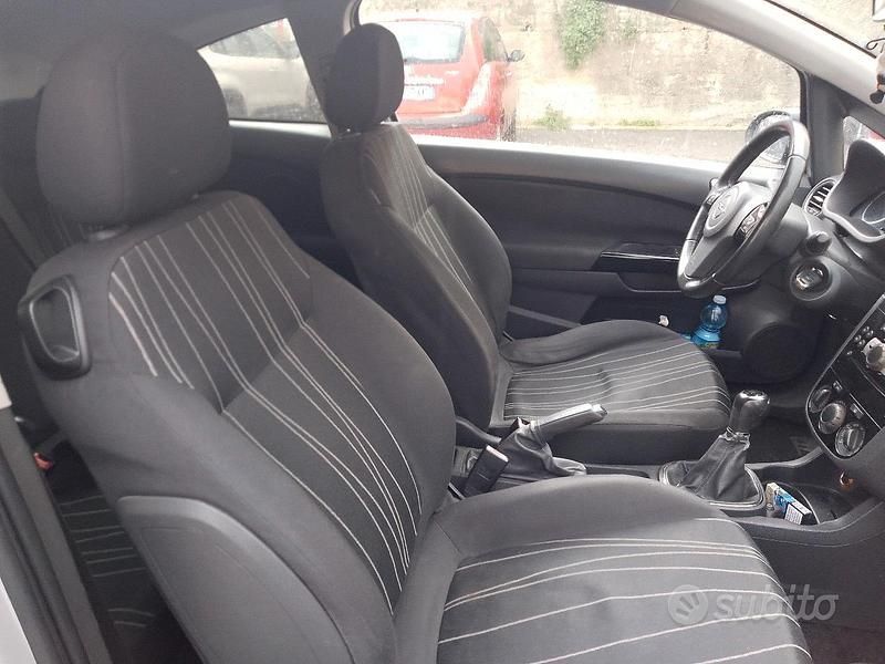 Usata Opel Corsa Club 80 CV (58 kW) 2010 Grigio Utilitaria