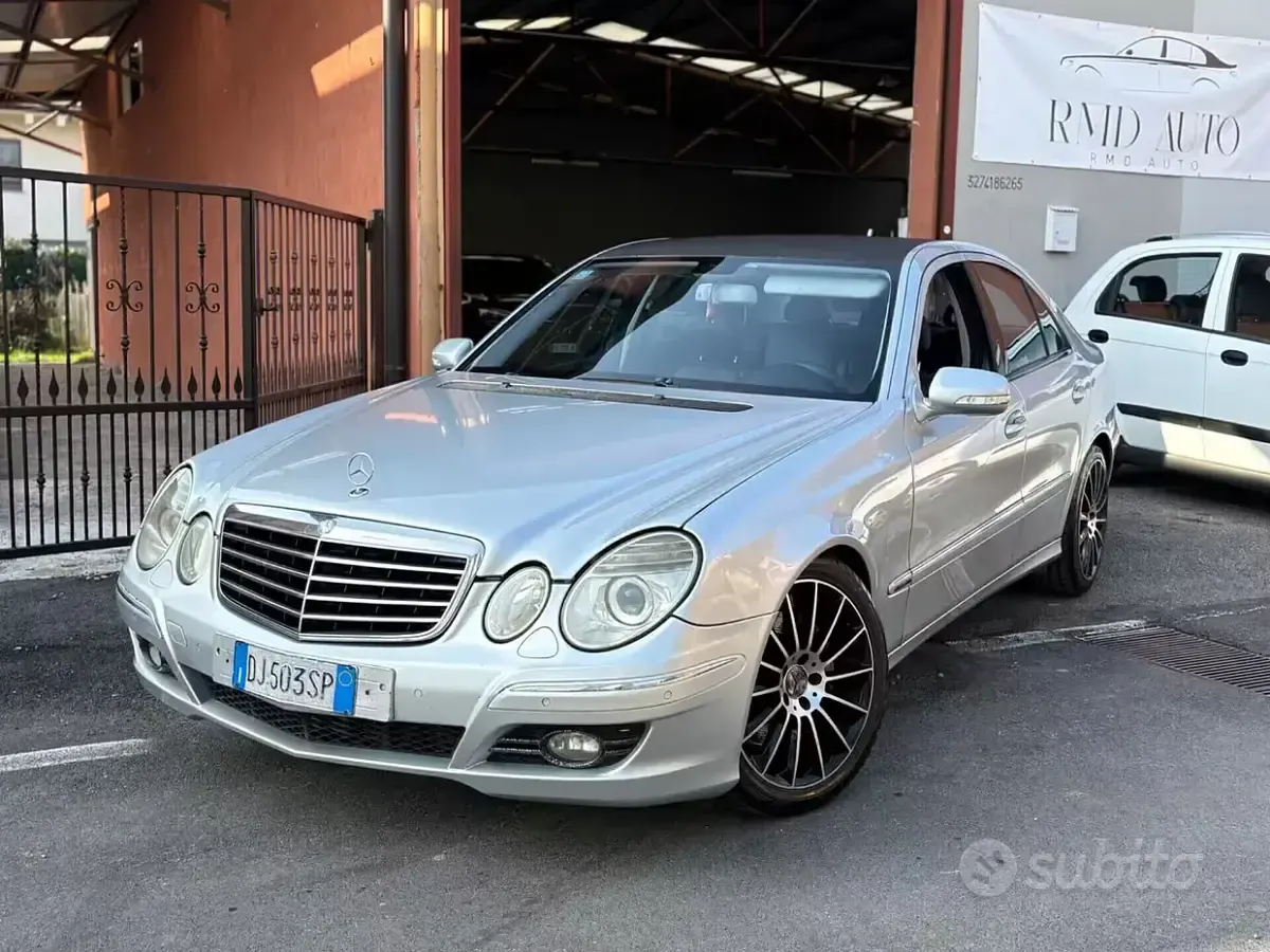 Usata Mercedes E320 Avantgarde 224 CV (164 kW) 2007 Berlina