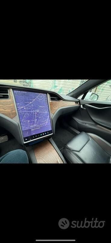 Usata Tesla Model S 231 kW (315 CV) 2019 Bianco Utilitaria