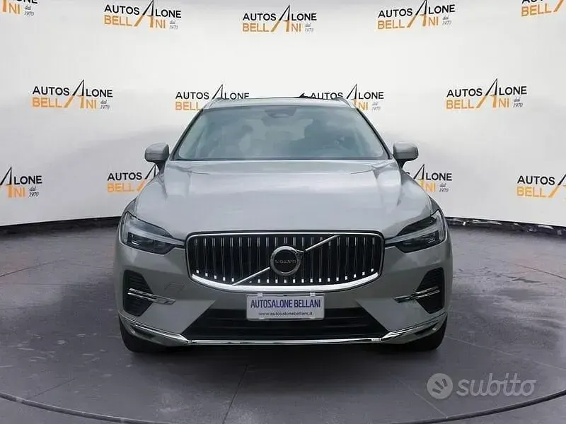 Usata Volvo XC60 Plus 190 CV (139 kW) 2023 Grigio SUV