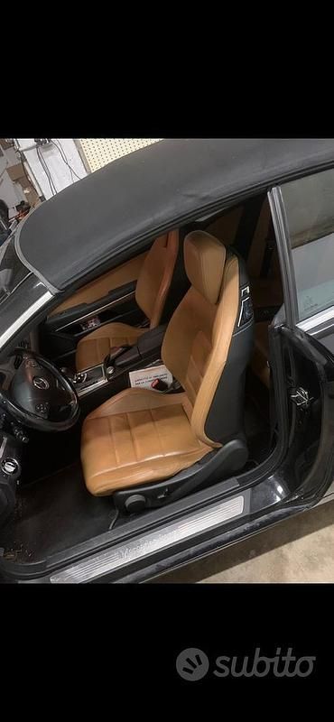 Usata Mercedes E250 2012 Nero Cabrio