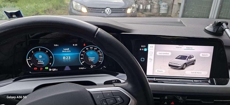 Usata VW Golf VIII Style 116 CV (85 kW) 2024 Grigio Berlina