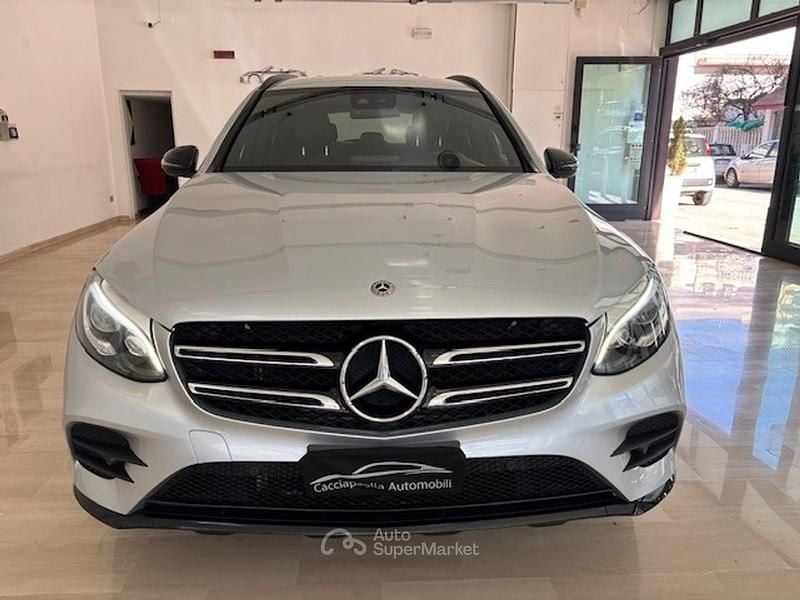 Usata Mercedes GLC250 Premium 204 CV (150 kW) 2019 Argento SUV