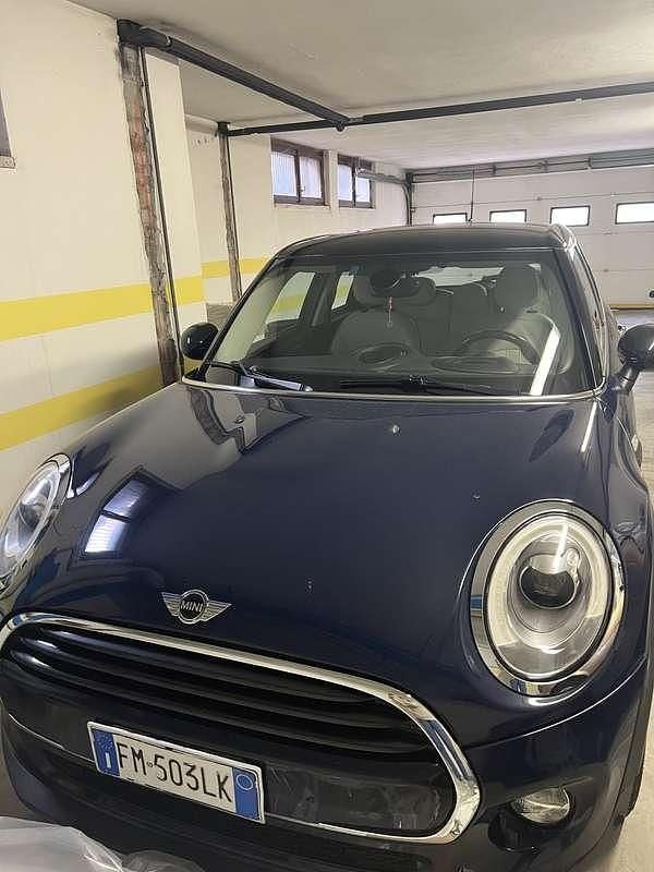 Occasion Mini Cooper D 90 ch (66 kW) 2018 Bleue Citadine