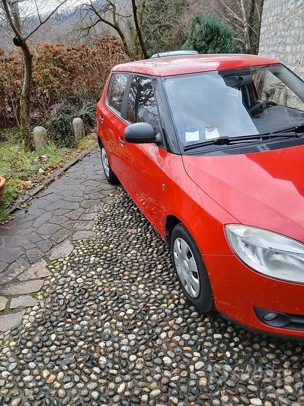 Usata Skoda Fabia 2011 Rosso Utilitaria