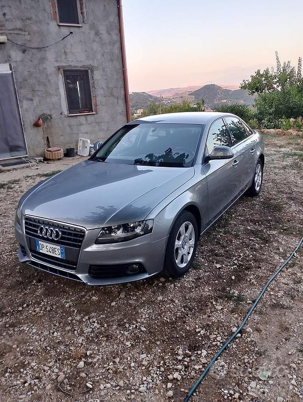 Usata Audi A4 143 CV (105 kW) 2008 Grigio Berlina