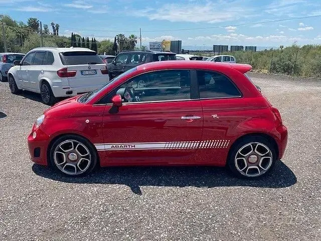 Usata Abarth 500 135 CV (99 kW) 2011 Rosso Utilitaria