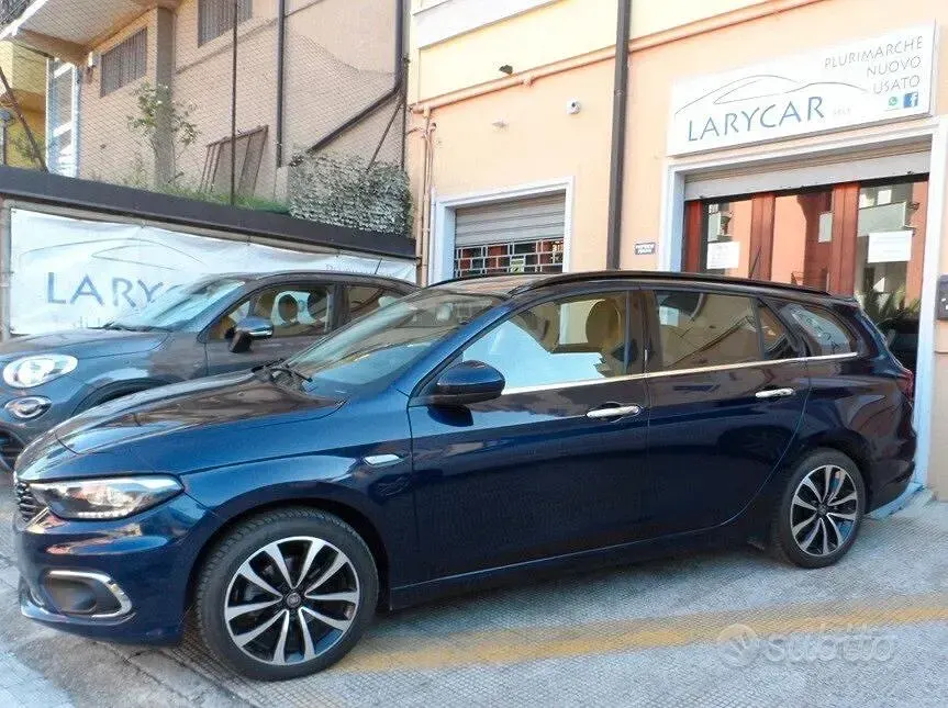 Usata Fiat Tipo Lounge 120 CV (88 kW) 2018 Blu Station wagon