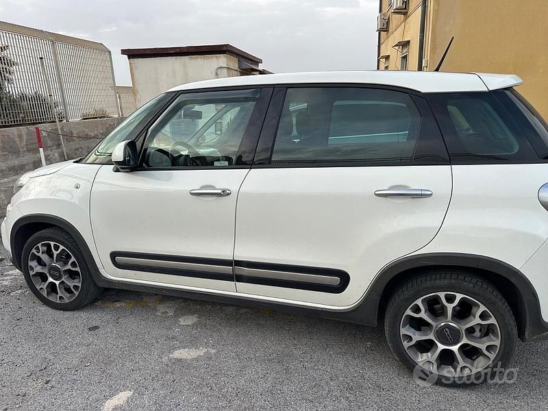 Usata Fiat 500L Trekking 120 CV (88 kW) 2017 Bianco Monovolume
